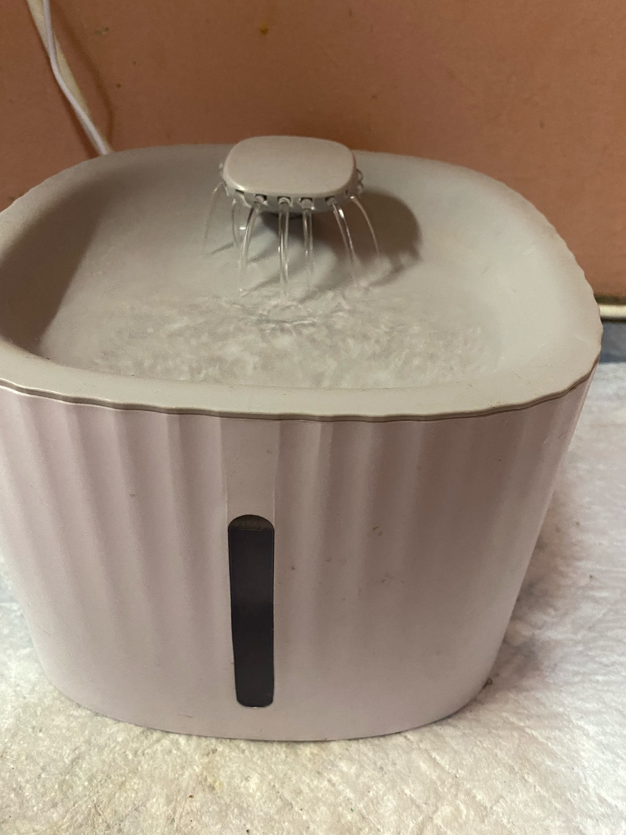 Поилка, лоток и миска