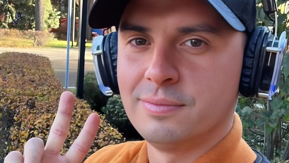     Уроженец Украины, солист группы «Иванушки International» Кирилл Туриченко прогулялся по нижегородскому кремлю 4 ноября. Об этом он рассказал на своей странице в соцсети.