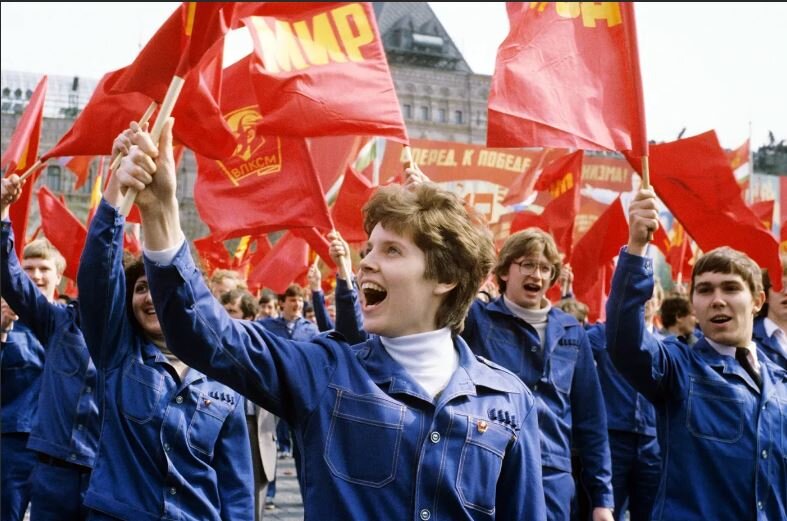 Парад молодежи на Красной площади