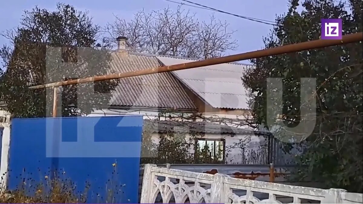 Дом, где произошло массовое убийство. Кадр из видео iz.ru