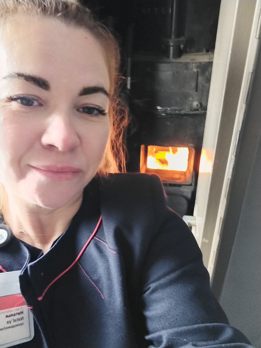 Брови сейчас плешивые такие 😆🤦‍♀️ корки сходят и пигмент вместе с ними. Такими темпами пигмента вообще не останется 🙄