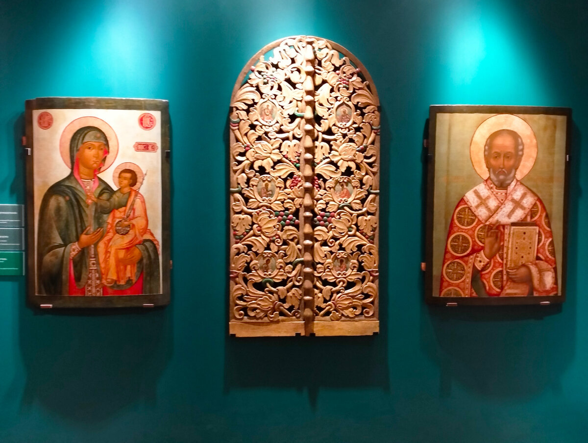 Москва. Выставка "Коломенское. Шедевры коллекции"