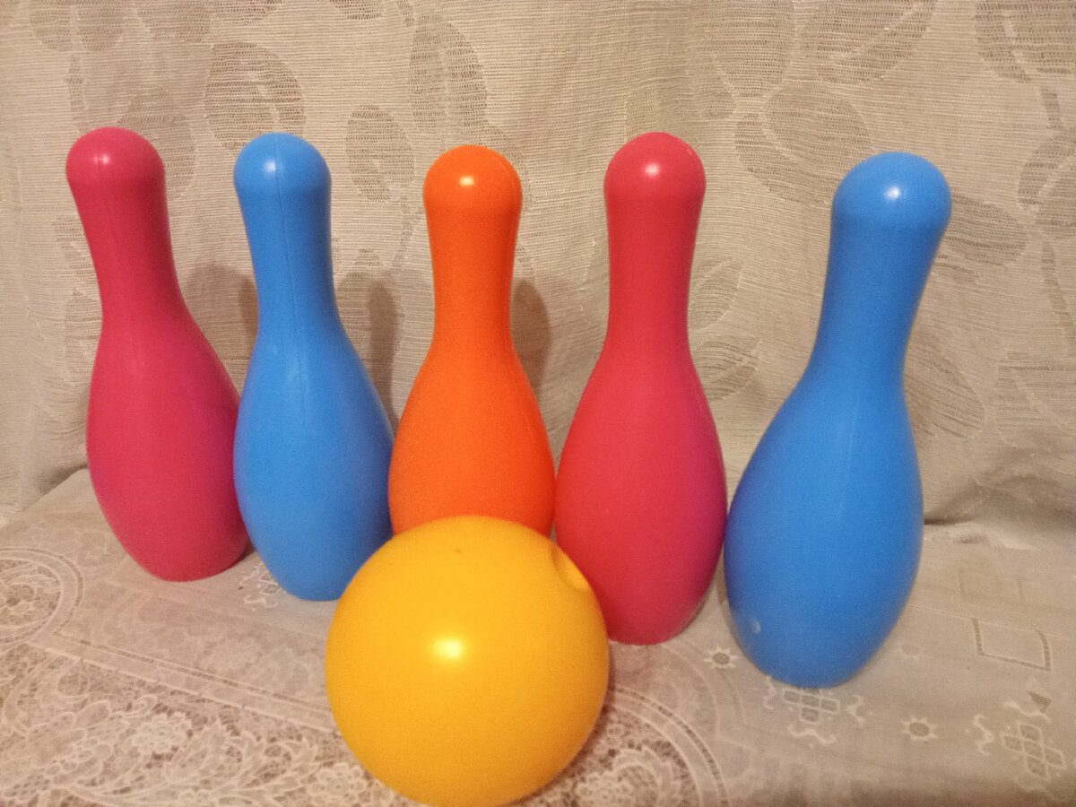 Между прочим, дома тоже можно весело проводить время)))