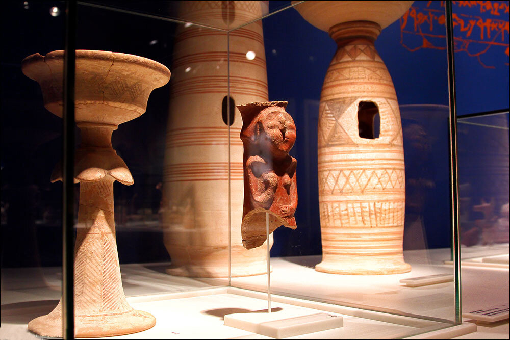 Οι Φιλισταίοι είναι ένας μυστηριώδης λαός της αρχαιότητας προς τιμήν του οποίου ονομάζεται η γη της Παλαιστίνης.-9