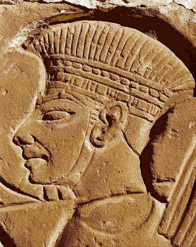 Οι Φιλισταίοι είναι ένας μυστηριώδης λαός της αρχαιότητας προς τιμήν του οποίου ονομάζεται η γη της Παλαιστίνης.-11