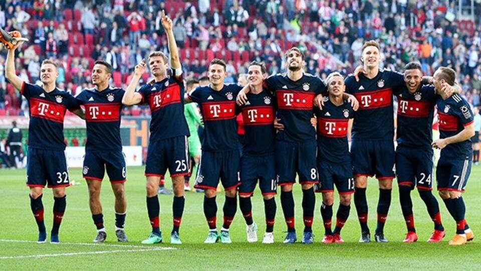     "Бавария" с разгромным счетом обыграла "Боруссию" в матче Бундеслиги Globallookpress