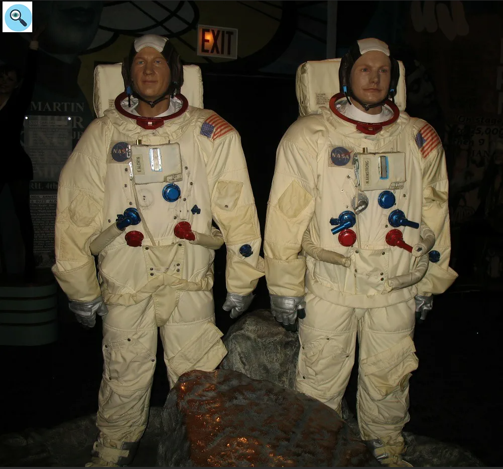 Армстронг и олдрин. Армстронг и олдрин. Нейл армстронг и базз олдрин. Армстронг и олдрин. Астронавты армстронг и олдрин.