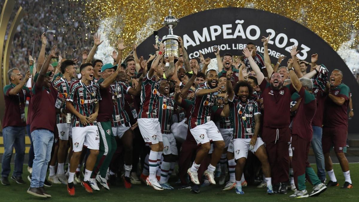    Футболисты "Флуминенсе":Ricardo Moreira/Getty Images