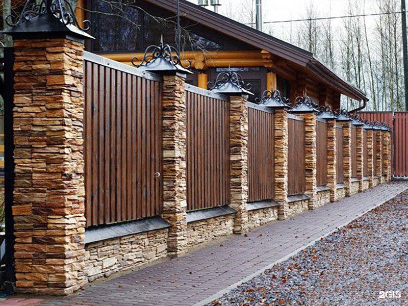 Кованые навершия на забор. Забор жалюзи токио гранд лайн 7024. Забор из деревянного планкена. Блоки заборные колормикс. Забор в стиле модерн pb01.