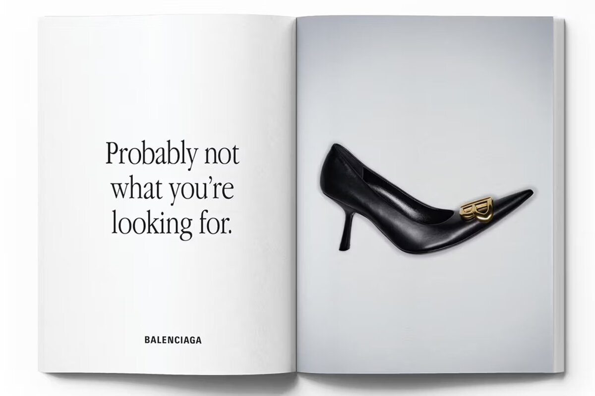    Balenciaga запустил ироничную кампанию в формате книги (фото 1)