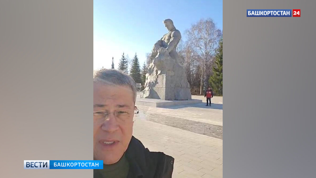    В Ишимбае завершили второй этап благоустройства площади Первооткрывателей башкирской нефти