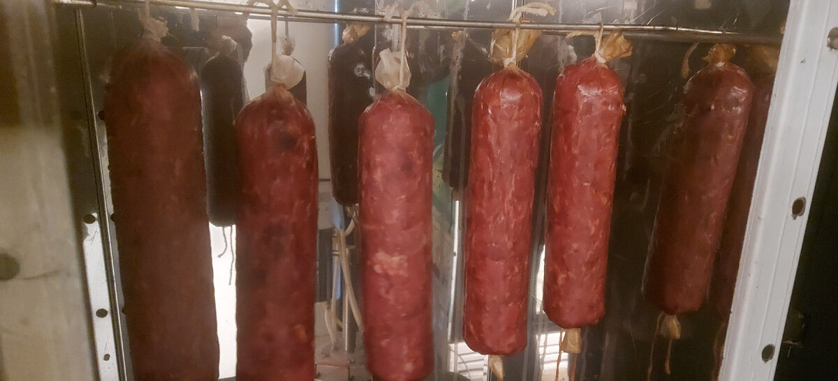 Колбаса в ШВС. Обсушка перед копчением. 