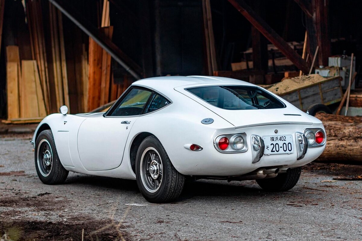 Toyota 200GT – японский суперкар, заставивший понервничать парней из  Porsche | MAXXIS RUSSIA | Дзен