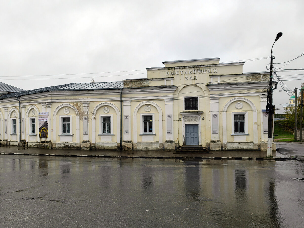 В Торжок на 2 дня с проживанием в доме 1911 года постройки на наб. р.  Тверца. Прогулка с адресами | Олег Еверзов | Дзен