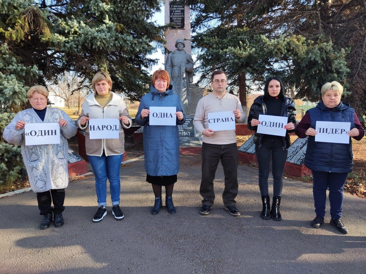 И один мозг на шестерых!☝️🧠 (c)Василий Павлов
♦
https://www.facebook.com/elena.berg.121/posts/pfbid0NkBx5wpoqRWAXB9QHyhpTNTfJD3X3DejzqGuz28rVBWmmyRVLDyZLuNe95UeKNj9l
