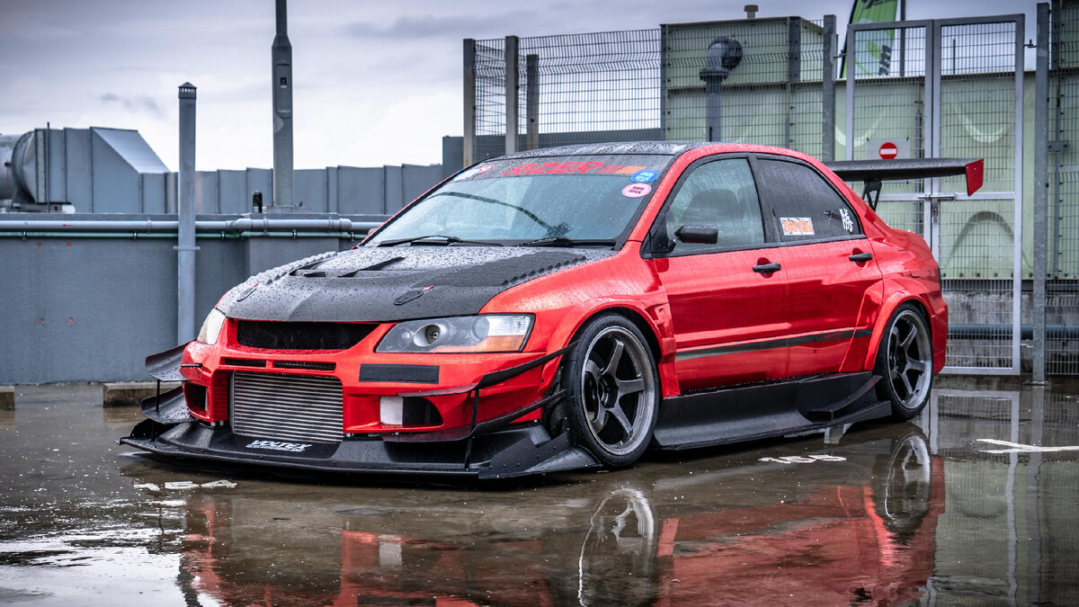 Mitsubishi Lancer EVO 9