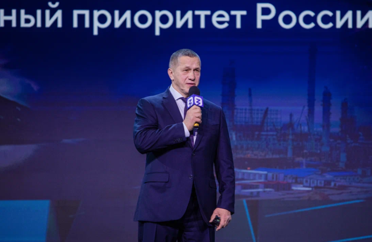    Полпред ДФО рассказал о роли молодёжи в развитии Дальнего Востока