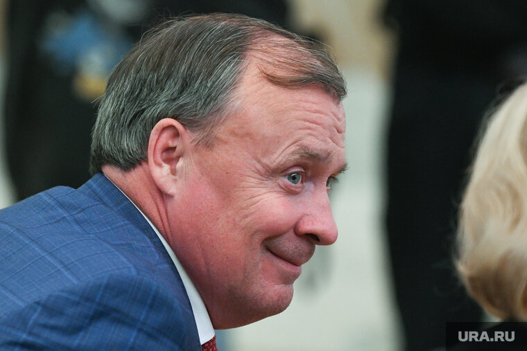    С главами обеих структур Алексей Орлов имеет прямой контакт