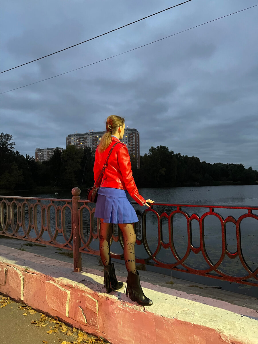 Вглядываюсь в загадочную даль