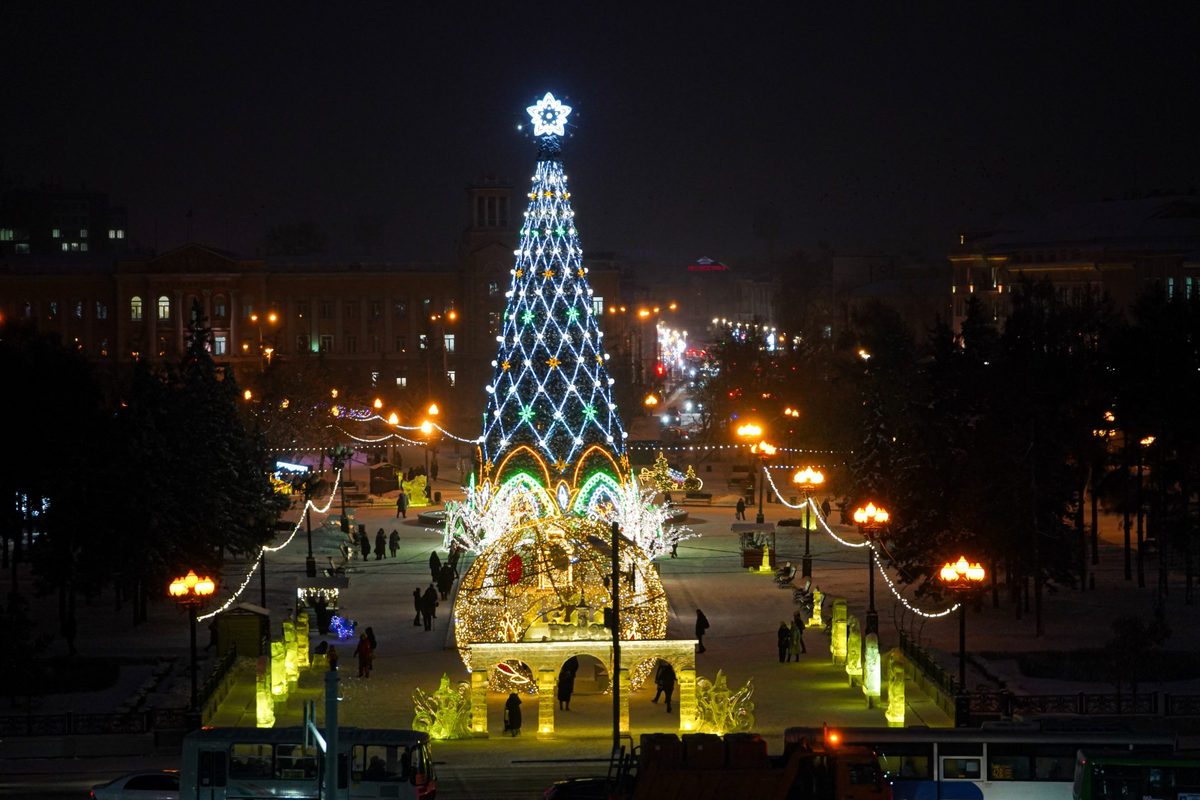 Иркутск новый год. Иркутск новый год 2022. Иркутск сады и новый год праздник. Иркутская область ВДНХ елка. Встретить новый год иркутск