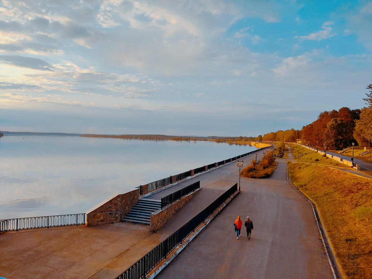 Берег реки Кама