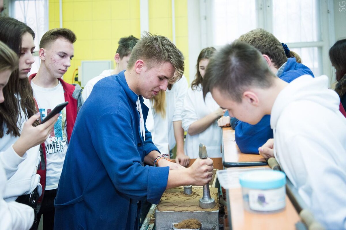 Университеты с химией