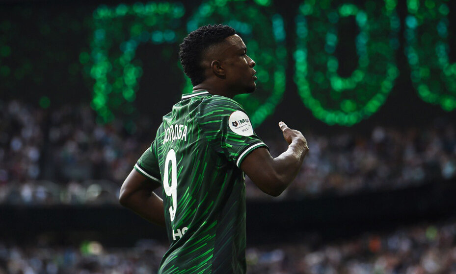    Кордоба разобрался со всей обороной "КС". Фото: соцсети ФК "Краснодар"