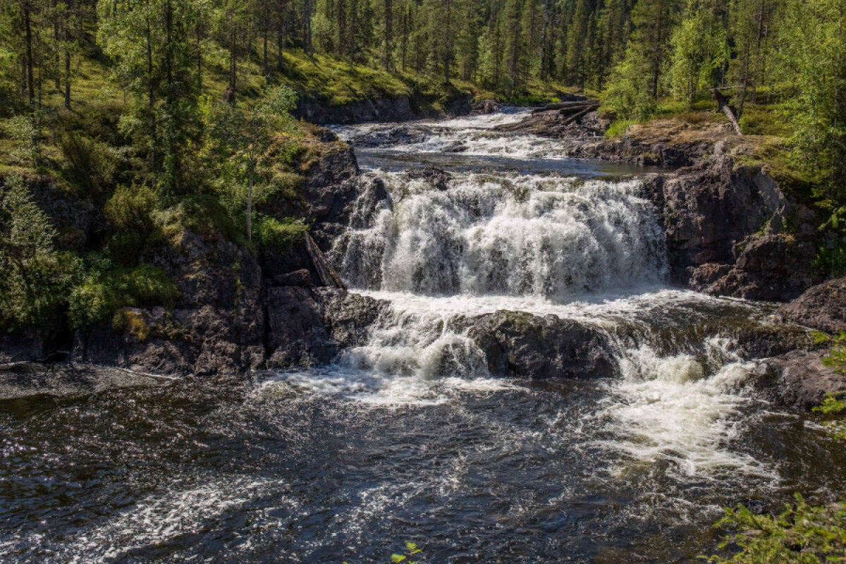 Водопад Киваккакоски в Паанаярви