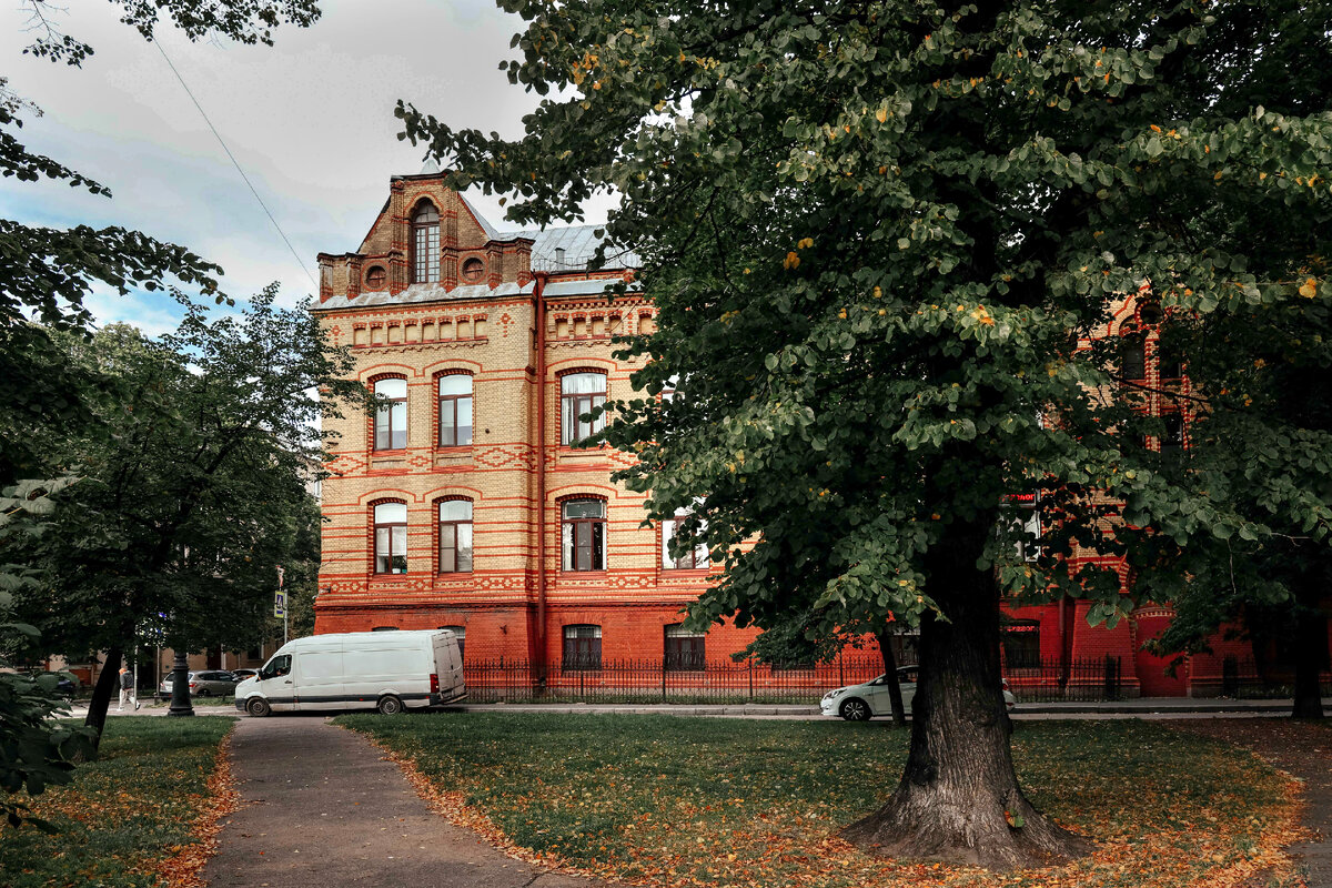 Александринский женский приют на Васильевском острове | Заметки фотографа |  Дзен