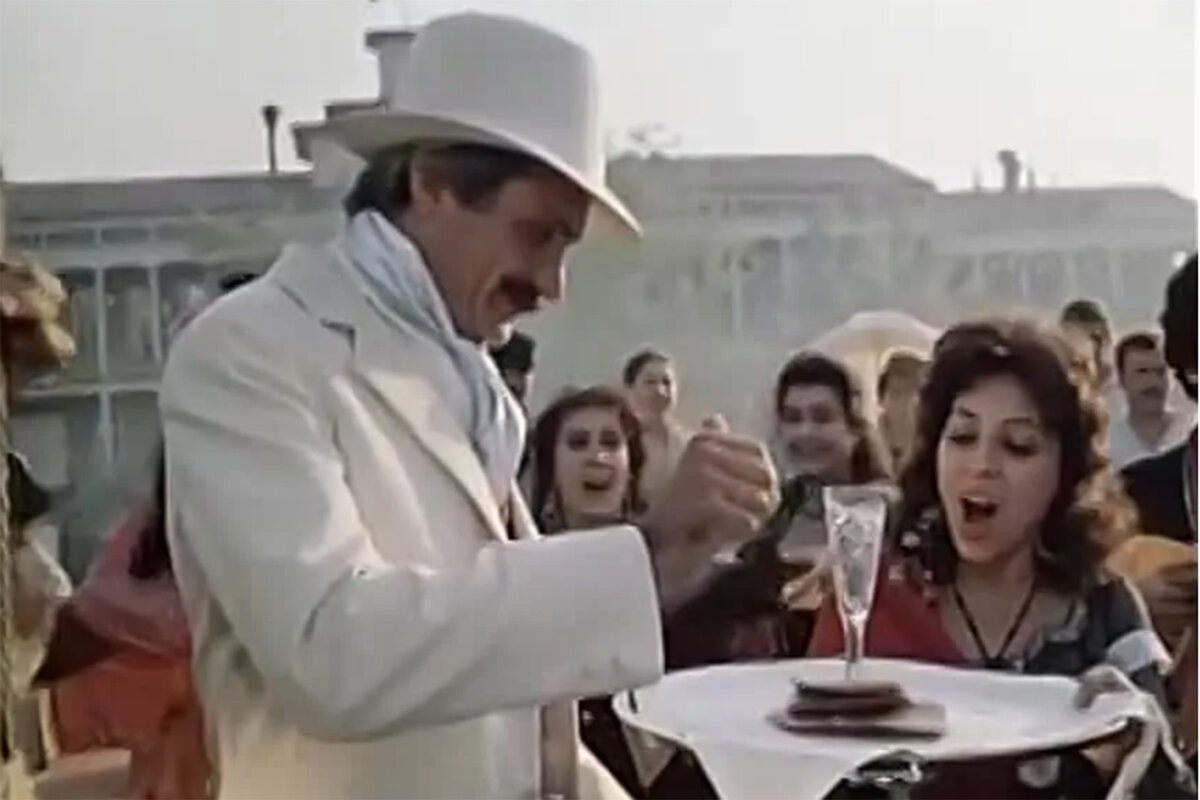 Сцена из к/ф "Жестокий романс"