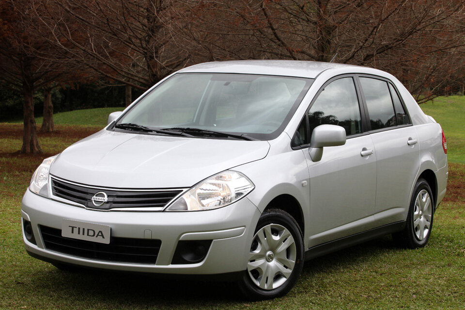 Nissan Tiida C11