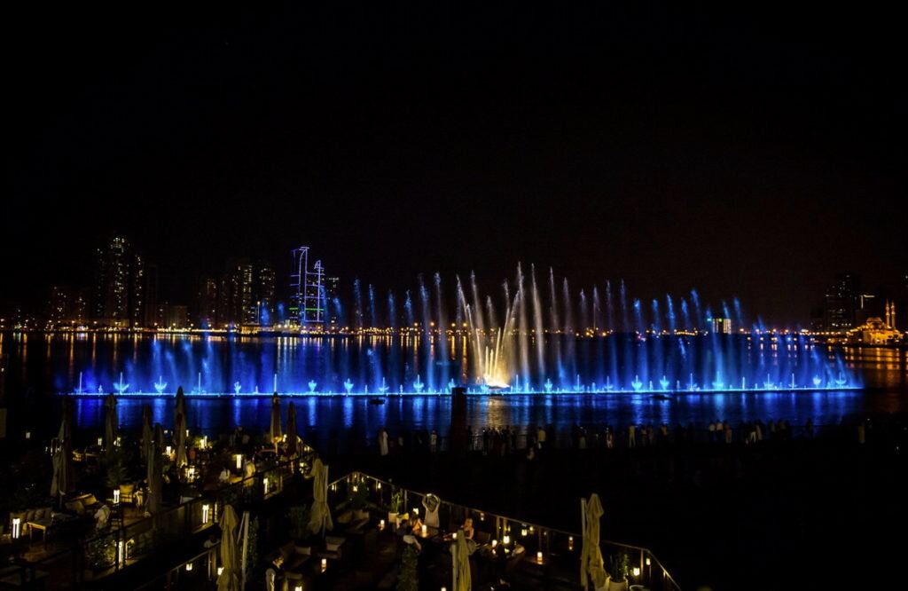 Шоу начинается!