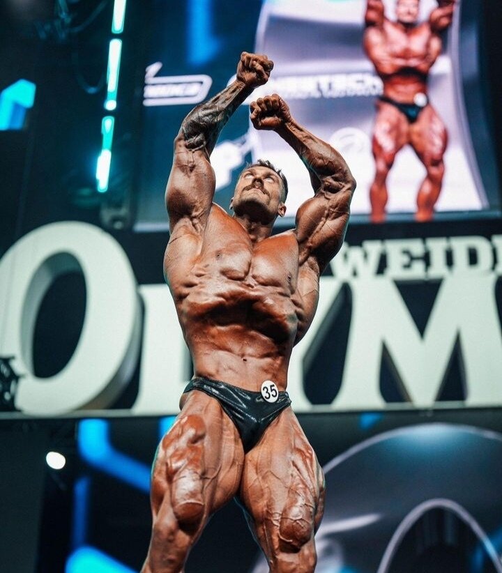 Derek Lunsford Champion Mr Olympia 212