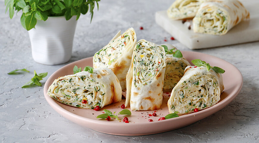 Рулеты из лаваша с сыром и зеленью