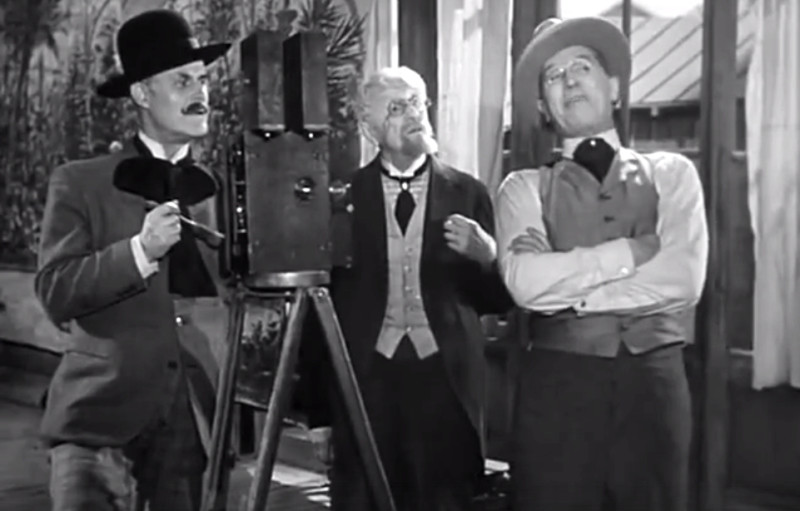 В студии. Кадр из фильма "Молчание - золото" / Le silence est d’or (Франция, 1947) 