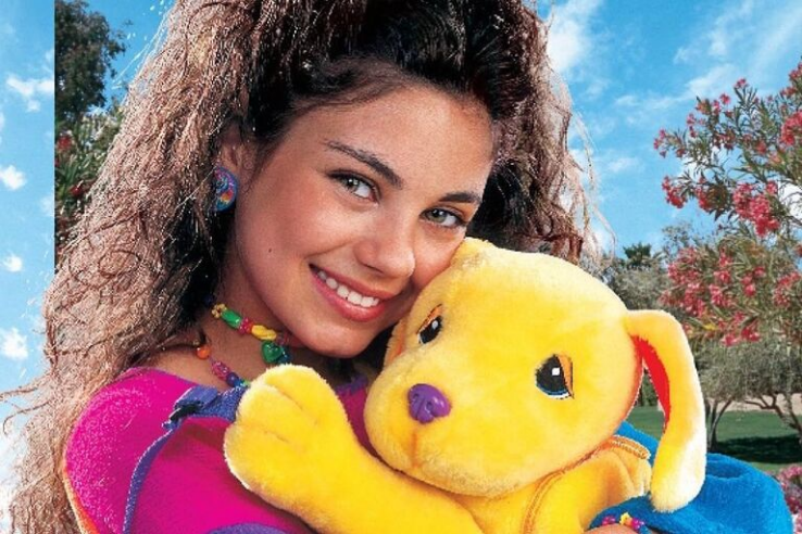 Мила Кунис в рекламе Lisa Frank. Фото с сайта boredomtherapy.com