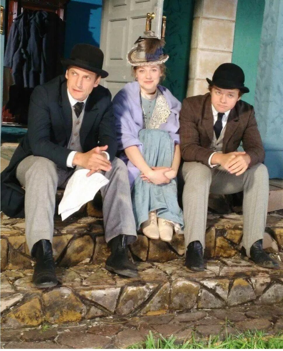 Слева направо: Штольман, Анна Викторовна, Коробейников. Фото из интернета