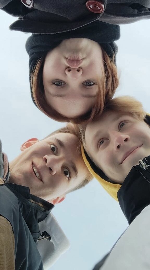 Как хорошо могут смотреться вместе. «Не друзья, а приятели», так мол принято говорить.