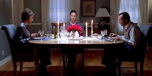 Лубочно-благородный семейный ужин