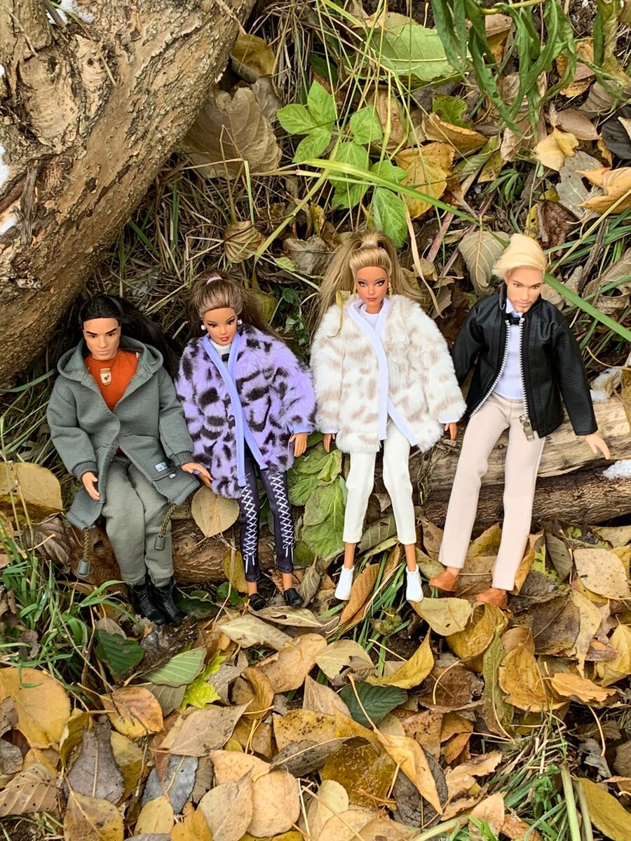 Вот такой большой компанией мы пошли гулять)