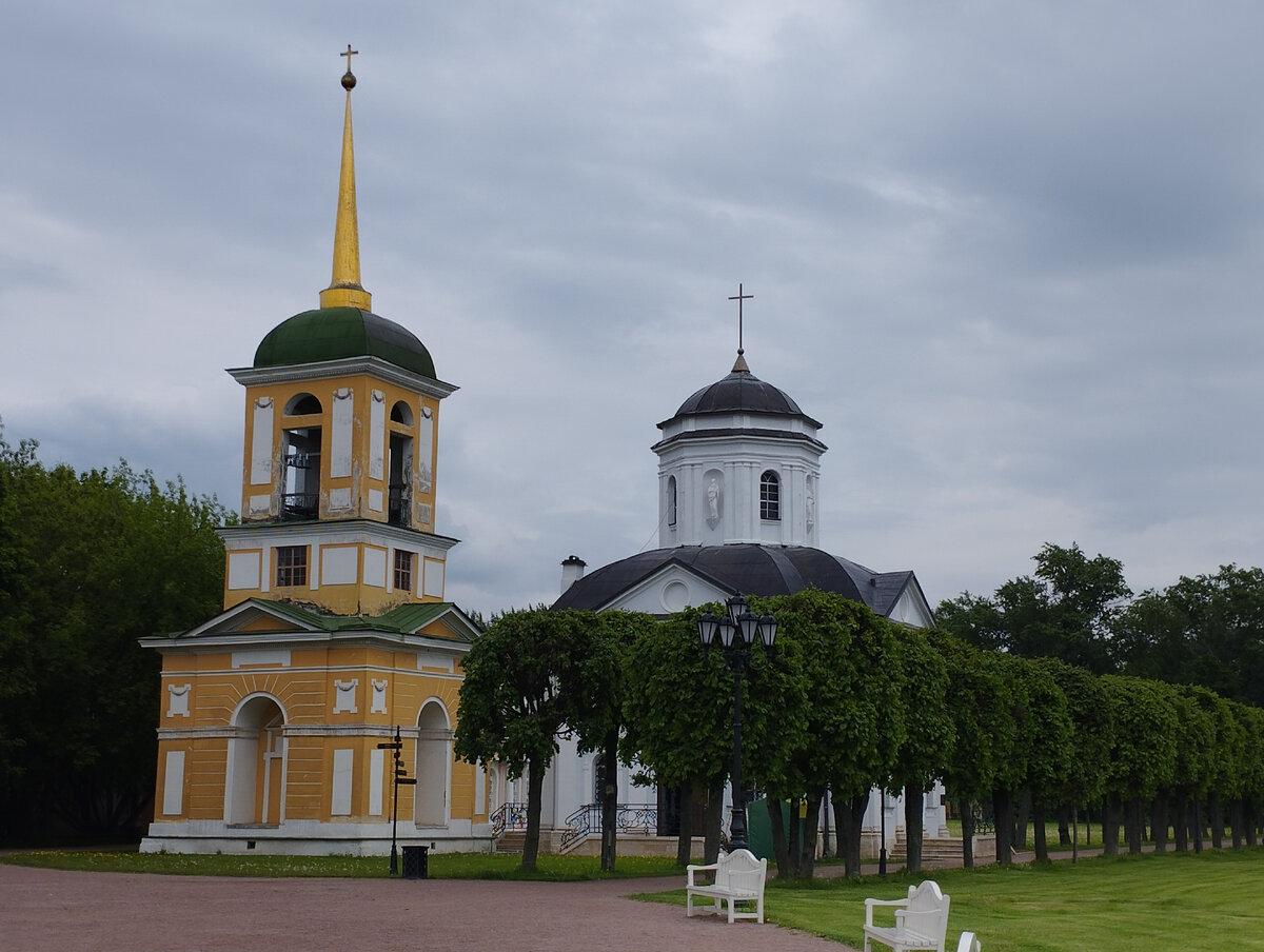Колокольня и храм Всемилостивого Спаса (ФОТО АВТОРА)