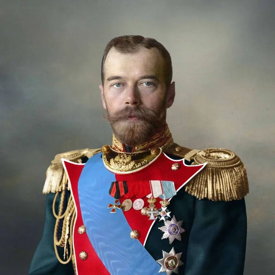 Этот российский император обладал прекрасными инженерными способностями. Мундир Николая 2