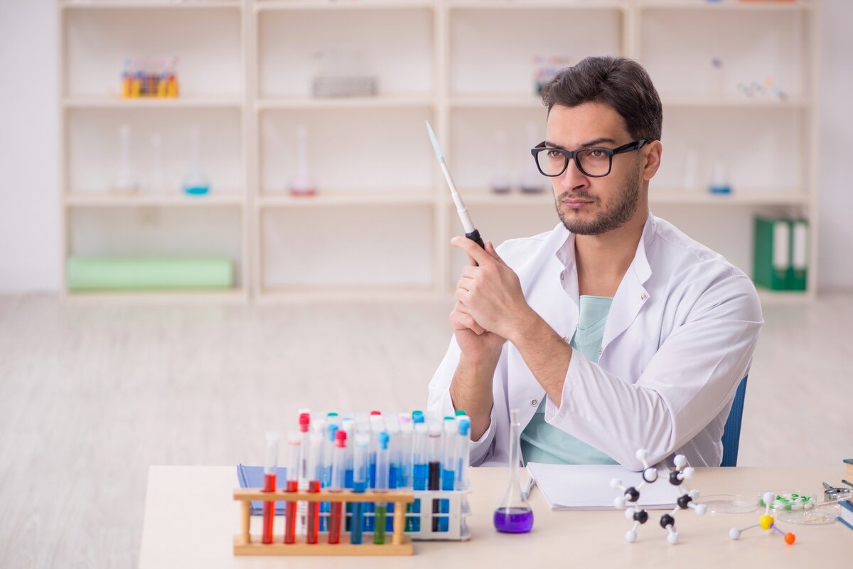    Исключительное право — имущественное и может передаваться другим людям (в частности, по наследству), а вот авторское остается за человеком на всю жизнь