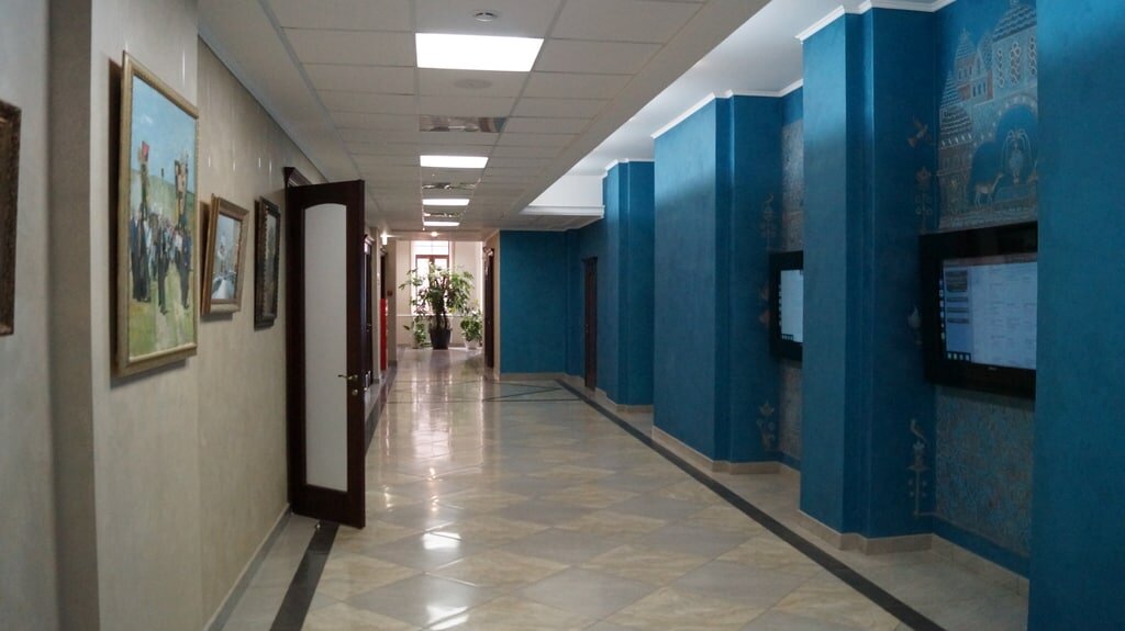Второй этаж Академии