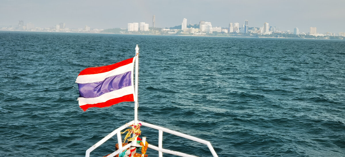 Паттайя, вид с парома