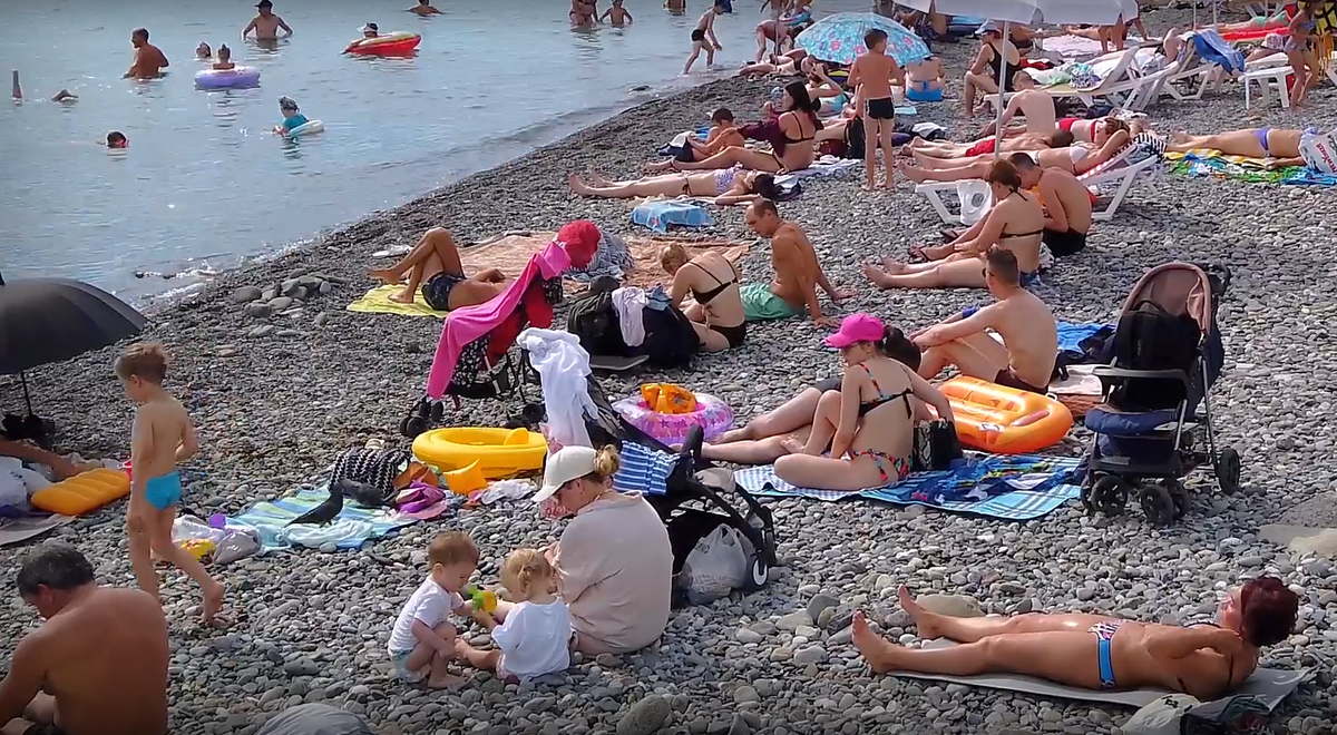 Релаксация и психологическое благополучие во время отдыха на морских курортах 