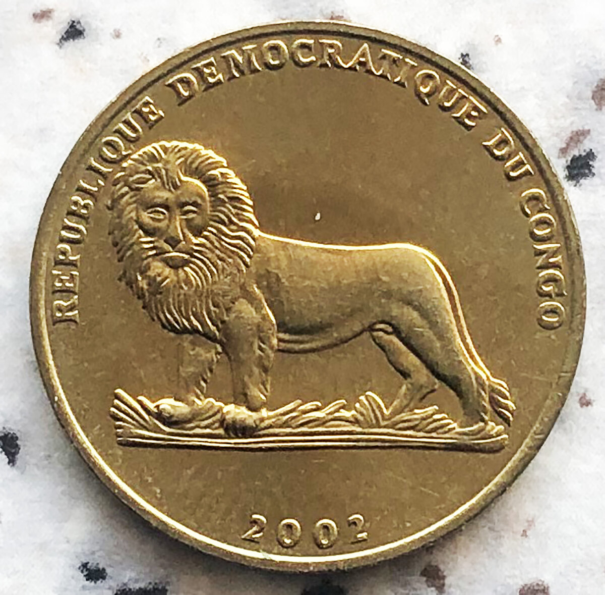 Конго ДРК  1 франк 2002. Фото автора. 