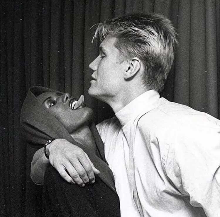 Грейс джонс и дольф. Студия 54 дольф лундгрен. Grace jones и дольф лундгрен. Грейс джонс и дольф. Грейс джонс и дольф.