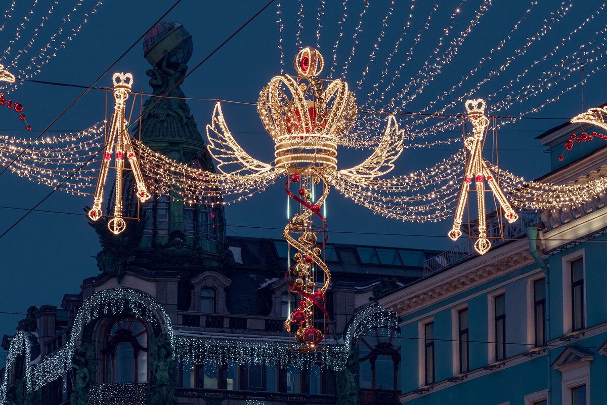 новый год в украине 2022. украинский новый год 2022. кирибати новый год. новогодние инсталляции в москве 2021. зеленский предложил россии начать к рождеству вывод войск из украины.