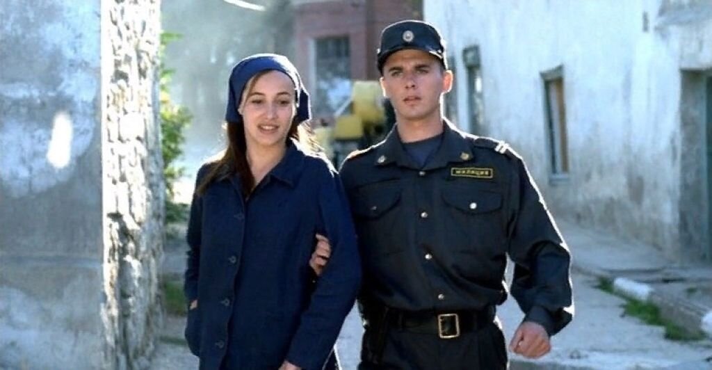Ольга Филиппова Кармен 2003. Игорь Петренко Кармен. Кармен фильм 2003. Кармен 2003 Россия.